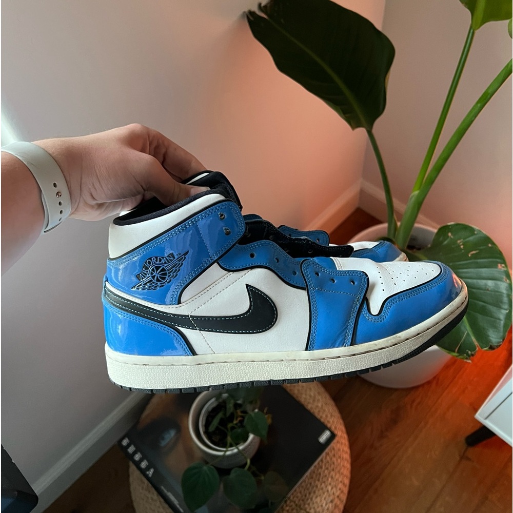 Signal Blue Air Jordan 1's Mid